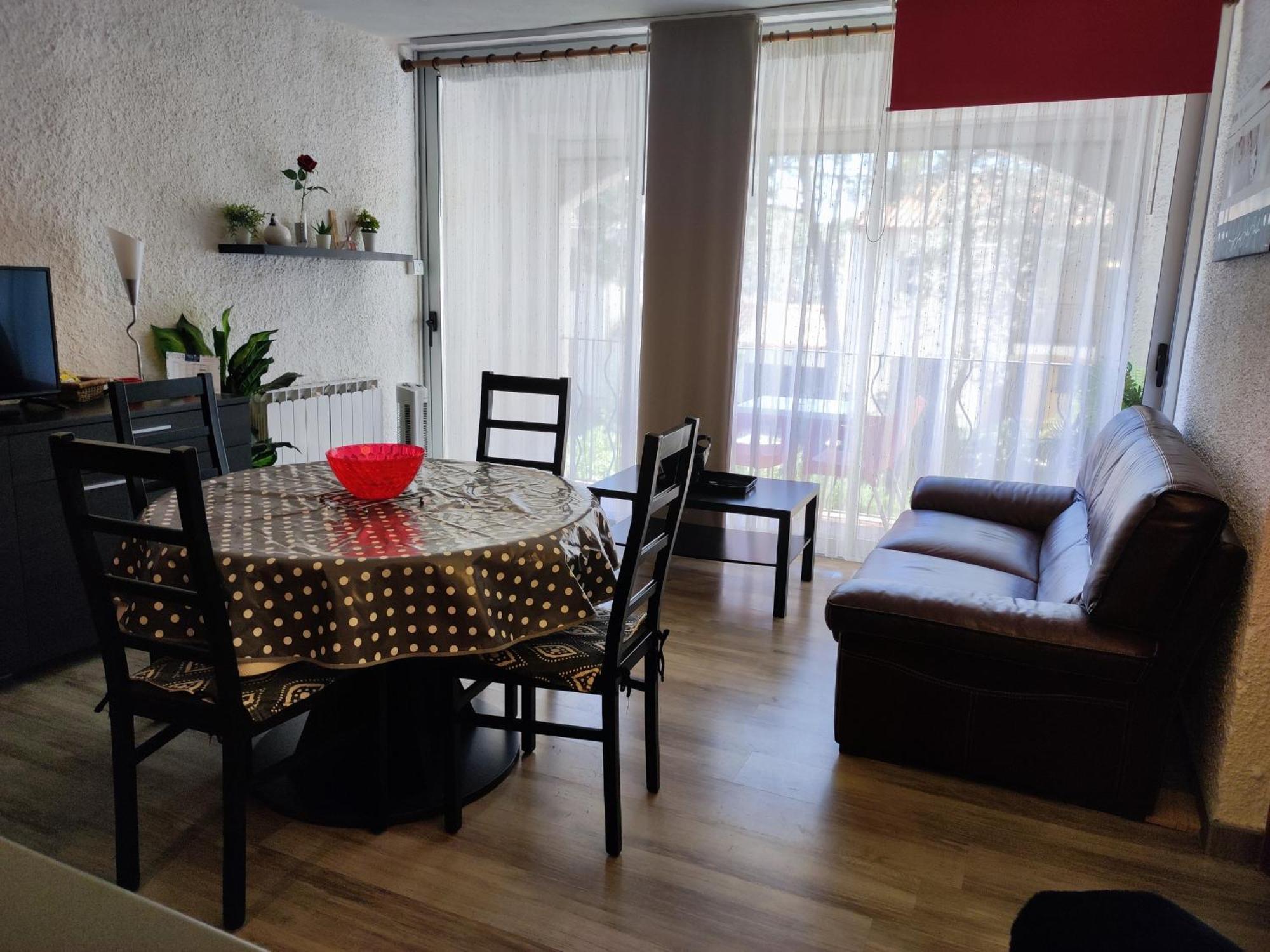 2 Pieces A Argeles-sur-mer, A 300m De La Avec Piscine, Tennis Et Animaux Acceptes - Fr-1-776-48 * Argeles-sur-Mer